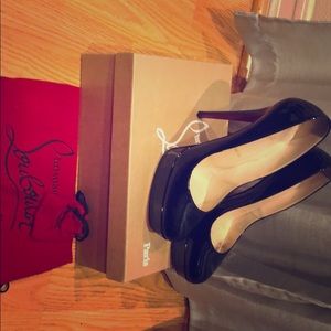 Christian Louboutin Bianca heel